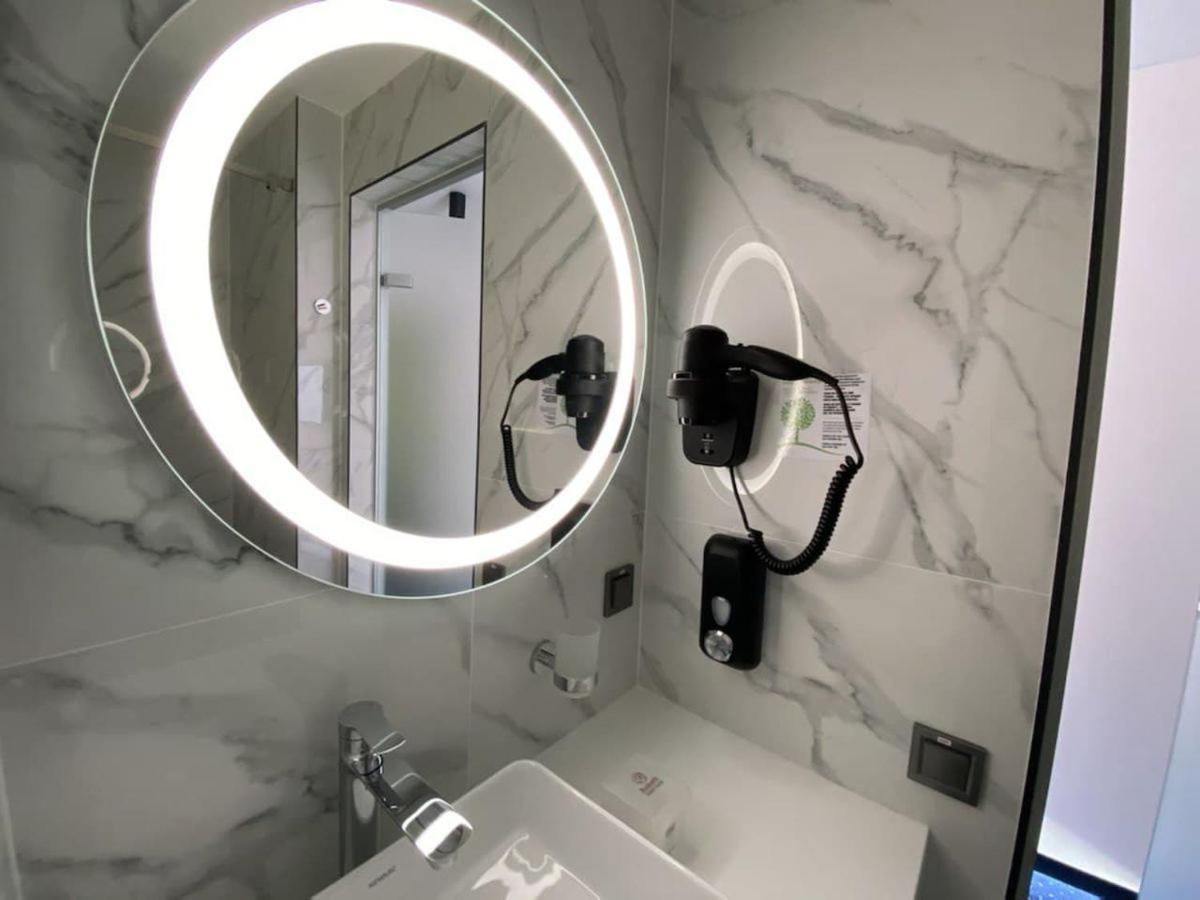 Optima Collection Kamianske Hotel Ngoại thất bức ảnh