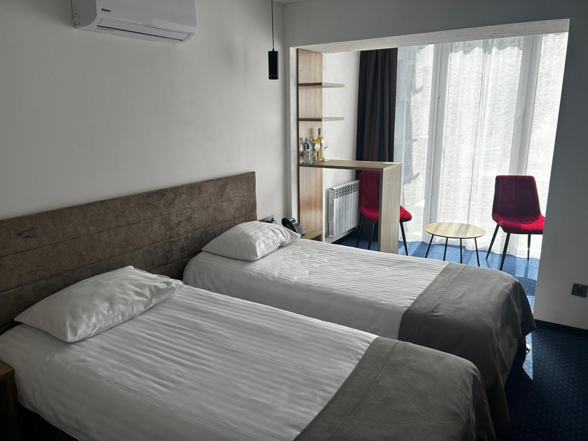 Optima Collection Kamianske Hotel Ngoại thất bức ảnh