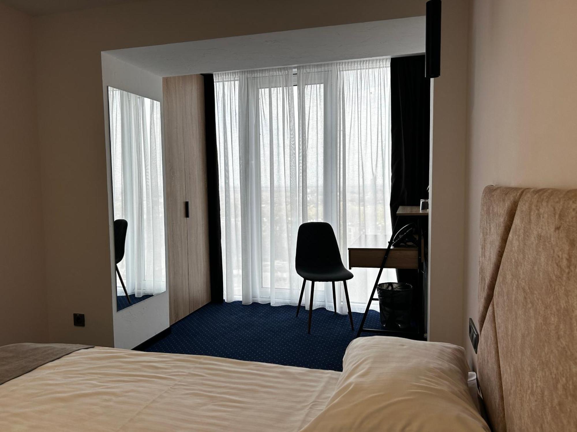 Optima Collection Kamianske Hotel Ngoại thất bức ảnh