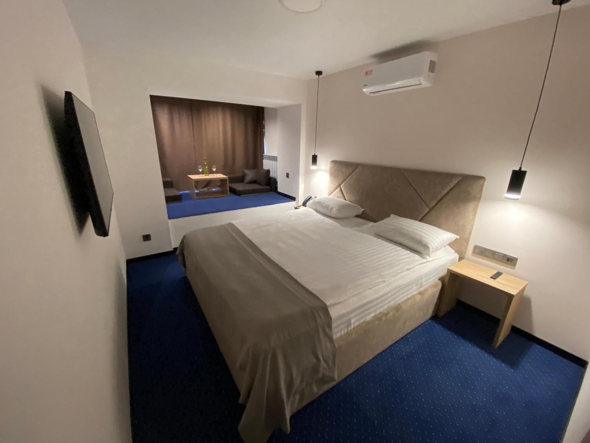 Optima Collection Kamianske Hotel Ngoại thất bức ảnh